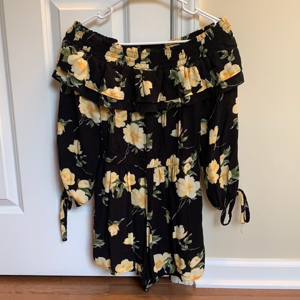 American Eagle Romper!